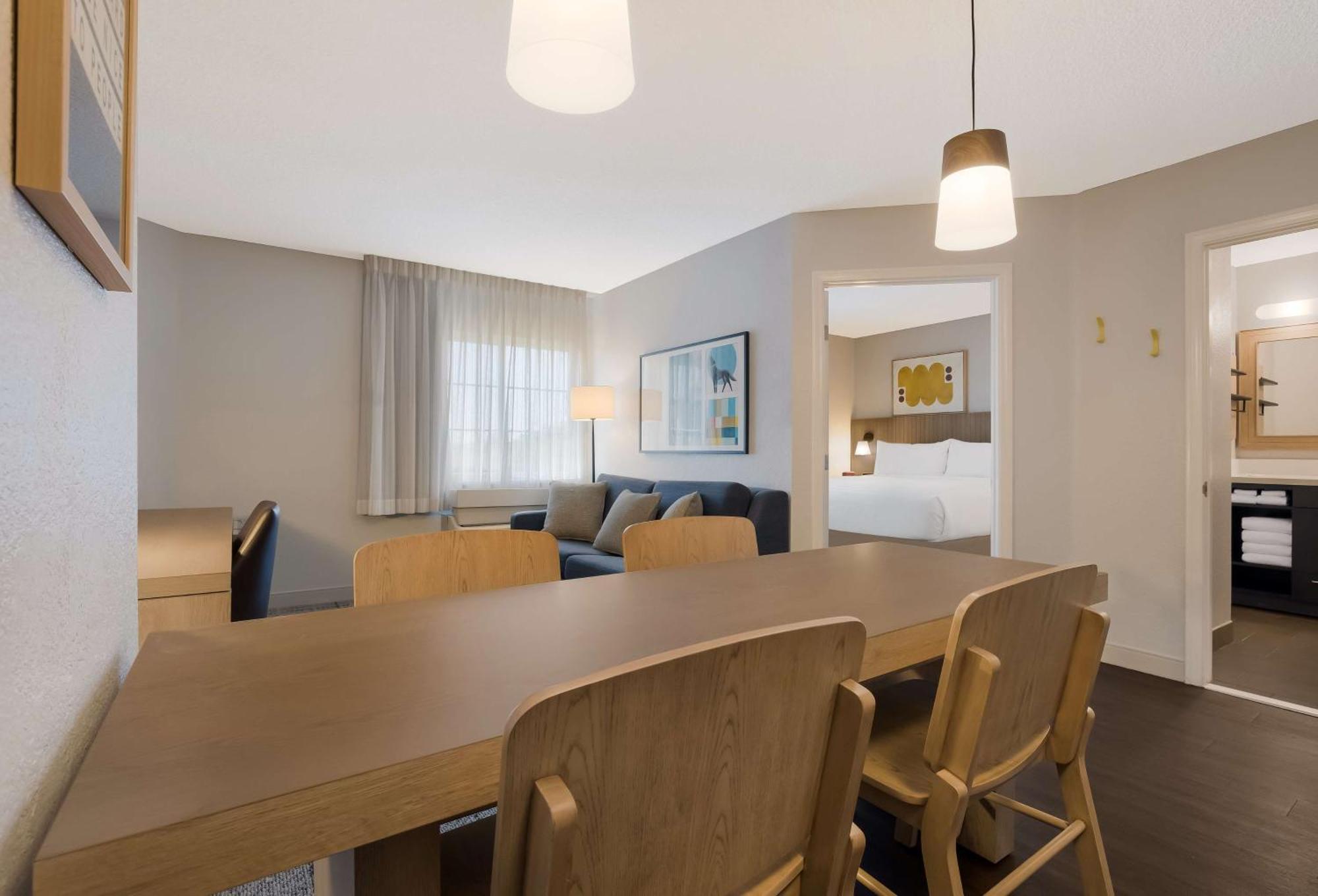 Sonesta Simply Suites Baltimore BWI Airport لينثيكوم المظهر الخارجي الصورة